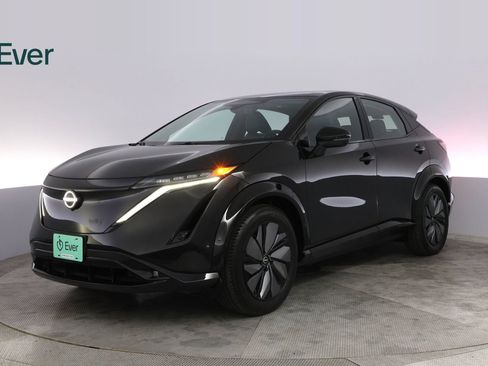 Used 2024 Nissan Ariya AWD image 2