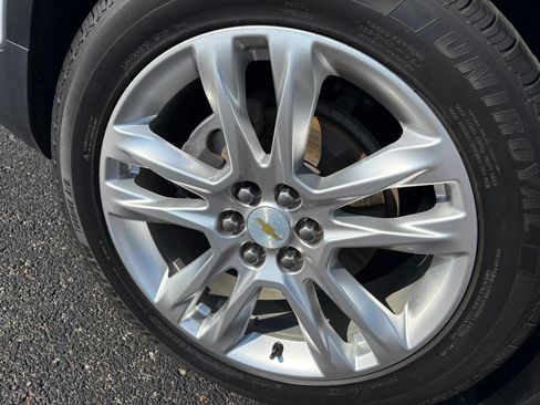 Used 2020 Chevrolet Blazer LT FWD image 9