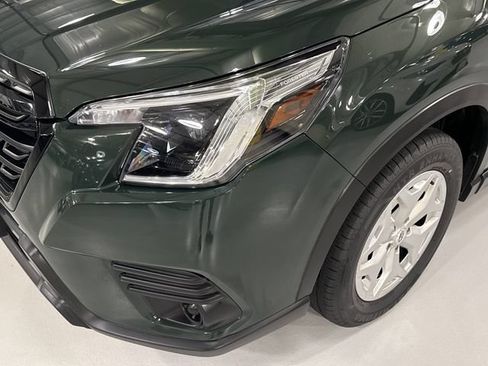 Used 2023 Subaru Forester AWD/4WD image 7