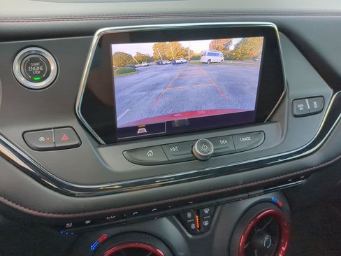 Used 2021 Chevrolet Blazer RS w/ Enhanced Convenience Package image 18