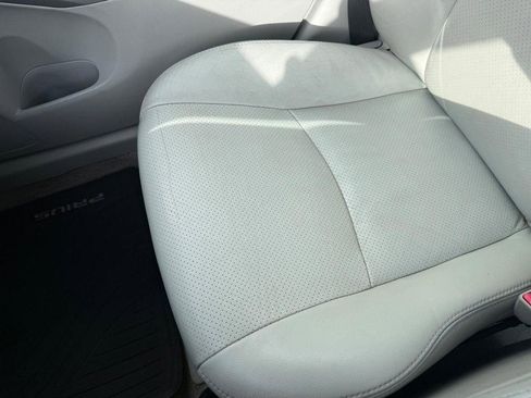 Used 2010 Toyota Prius One image 26