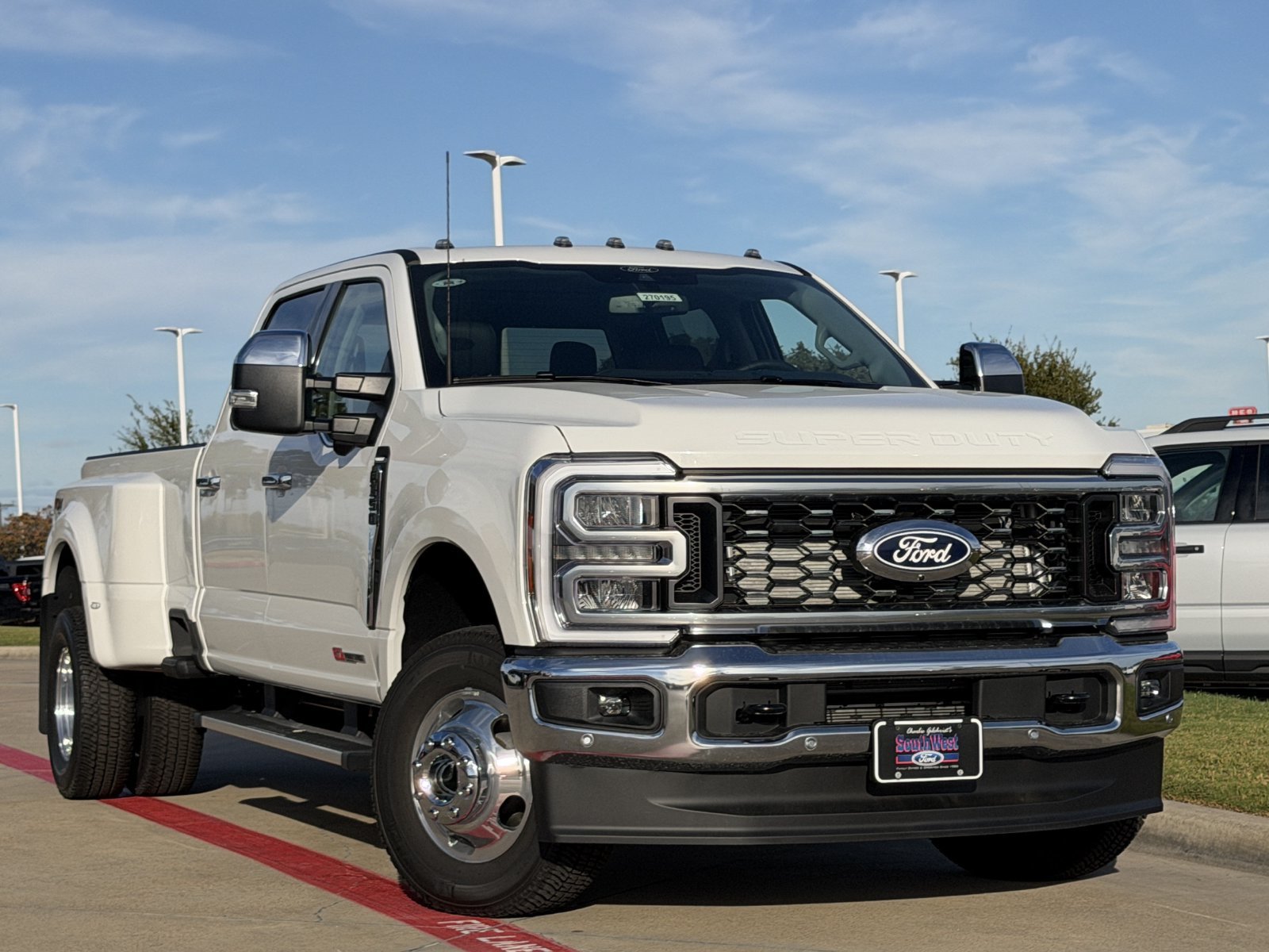 New 2027 Ford F350 Lariat w/ Lariat Premium Package AWD/4WD image 2