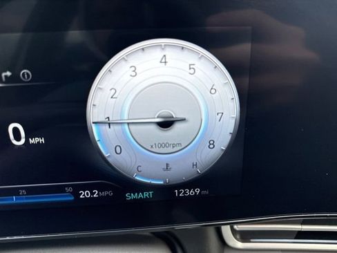 Certified 2025 Hyundai Elantra SEL w/ Cargo Package image 28