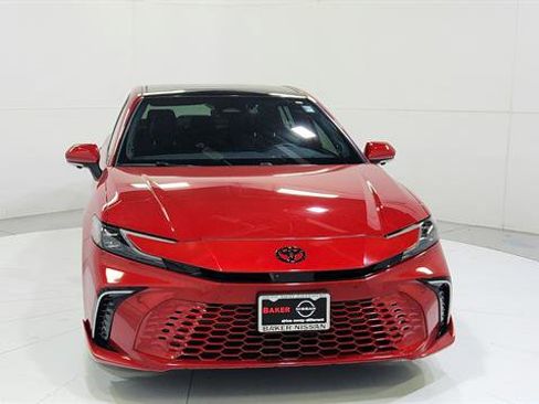 Used 2025 Toyota Camry XSE w/ Premium Plus Package image 2