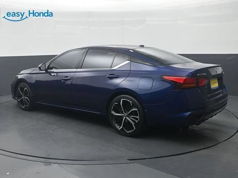 Used 2024 Nissan Altima 2.5 SR FWD image 5