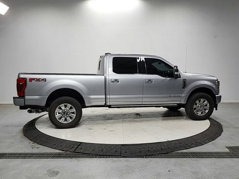 Used 2021 Ford F250 Platinum w/ FX4 Off-Road Package AWD/4WD image 8