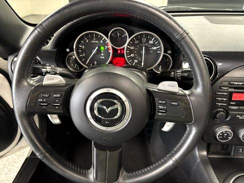 Used 2013 MAZDA MX-5 Miata Grand Touring image 18