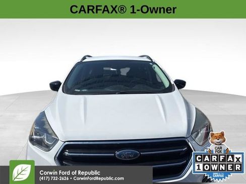 Used 2018 Ford Escape SE w/ SE Sport Appearance Package AWD/4WD image 2