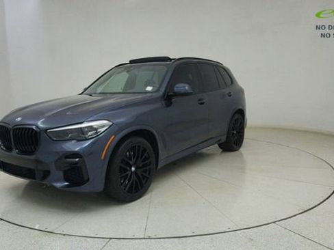 Used 2022 BMW X5 xDrive40i w/ M Sport Package AWD/4WD image 65