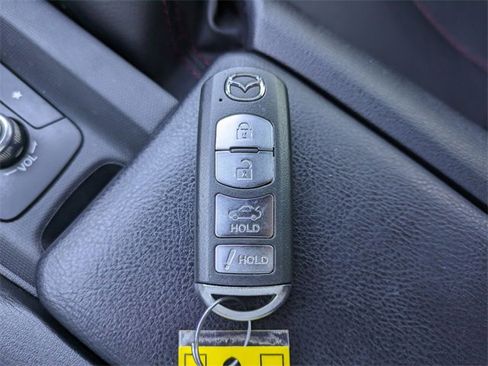 Used 2019 MAZDA MX-5 Miata RF Grand Touring w/ GT-S Package image 32