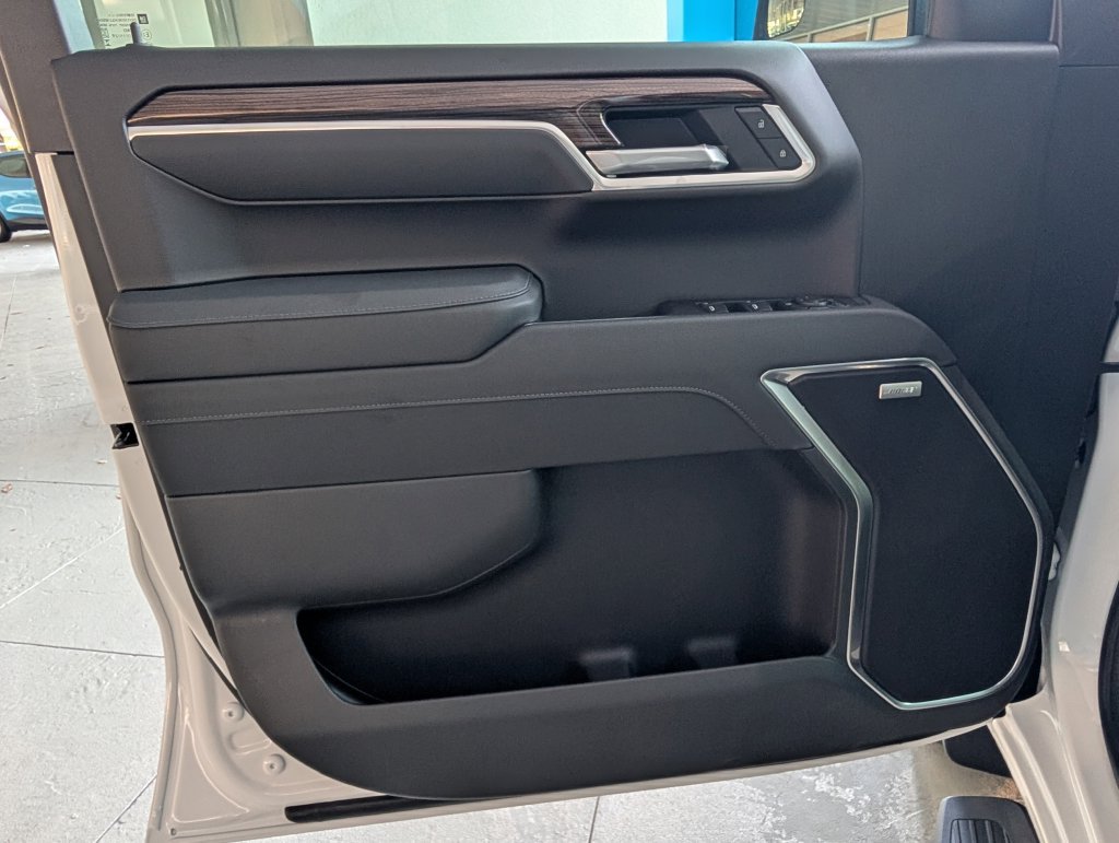 New 2026 Chevrolet Silverado 1500 RST AWD/4WD image 12
