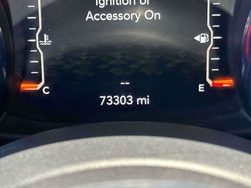 Used 2019 Jeep Wrangler Unlimited Rubicon w/ Dual Top Group AWD/4WD image 24