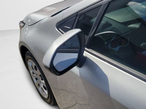 Used 2025 Toyota Corolla LE FWD image 23