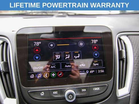 Used 2024 Chevrolet Malibu LT FWD image 30