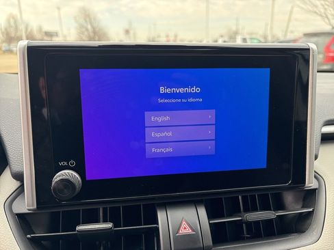 Used 2025 Toyota RAV4 XLE w/ Convenience Package image 18