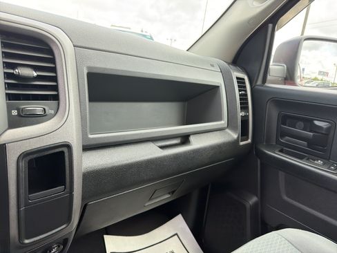 Used 2017 RAM 1500 Express w/ Express Value Package AWD/4WD image 23