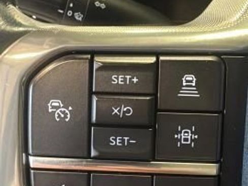Used 2021 Ford F150 Limited AWD/4WD image 17