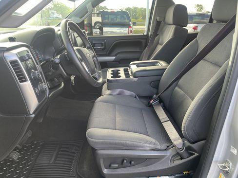 Used 2017 Chevrolet Silverado 2500 LT w/ LT Convenience Package image 15