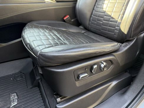 Used 2021 Cadillac Escalade ESV Sport Platinum w/ Heavy-Duty Trailer Package image 24