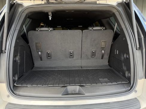 Used 2022 Chevrolet Tahoe RST AWD/4WD image 18