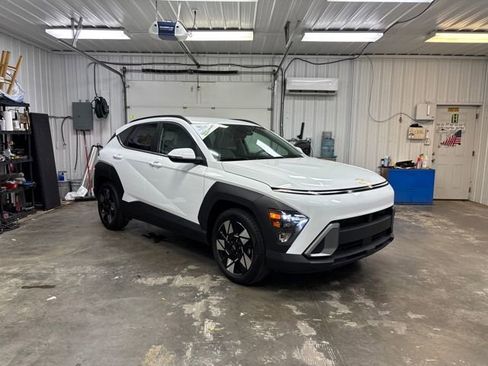 Used 2024 Hyundai Kona SEL image 7