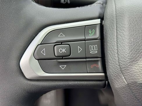 Used 2025 Jeep Compass Limited w/ High Altitude Package AWD/4WD image 20