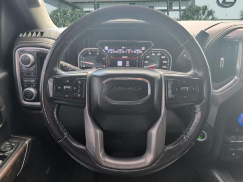 Used 2020 GMC Sierra 2500 Denali w/ Denali Ultimate Package AWD/4WD image 13