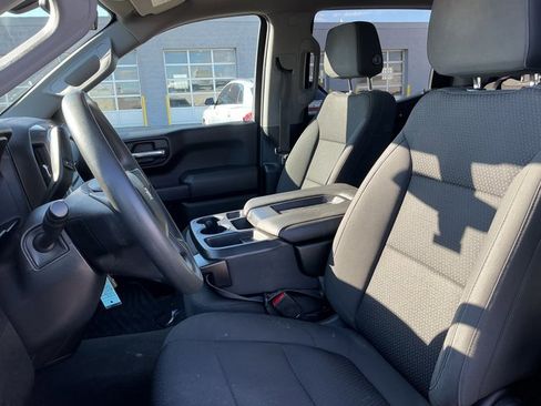 Used 2022 Chevrolet Silverado 1500 Custom w/ LPO, Blackout Package image 9