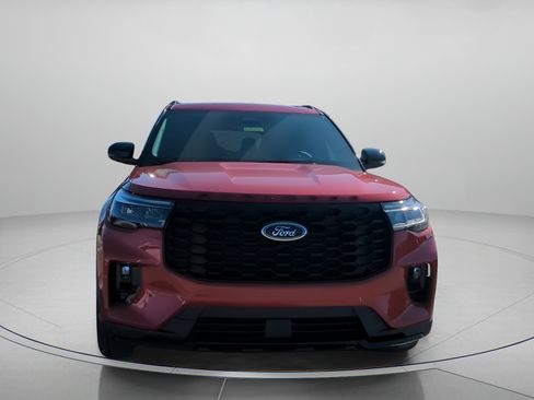 New 2026 Ford Explorer ST-Line image 6