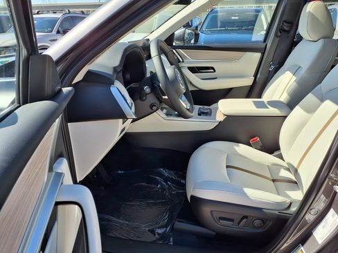 Used 2026 MAZDA CX-90 Plug-In Hybrid w/ Premium Plus AWD/4WD image 4