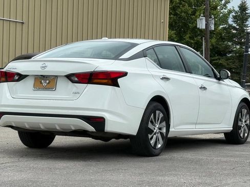 Used 2019 Nissan Altima 2.5 S AWD/4WD image 5