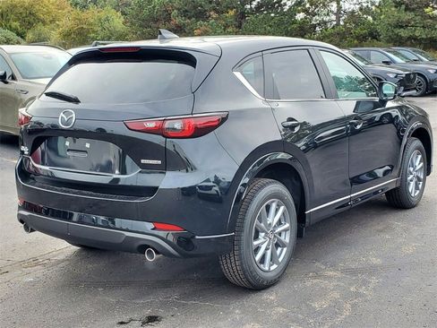New 2025 MAZDA CX-5 AWD 2.5 S w/ Preferred Package image 3