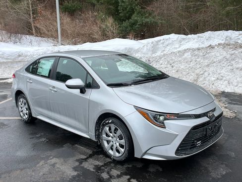 New 2026 Toyota Corolla LE image 7