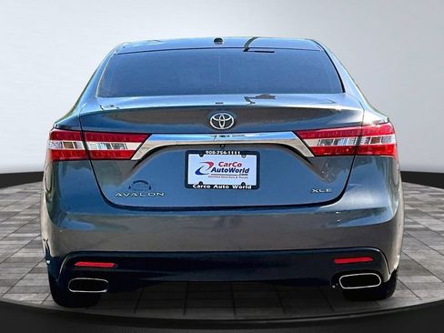 Used 2013 Toyota Avalon XLE Touring FWD image 6