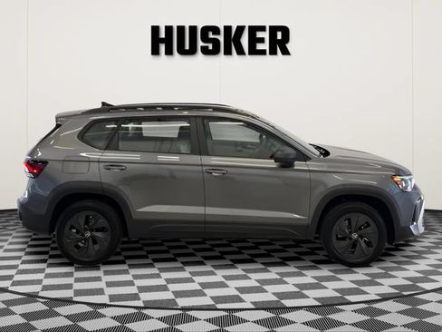 Used 2026 Volkswagen Taos S FWD image 2