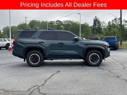 Used 2025 Toyota 4Runner TRD Off-Road Premium AWD/4WD image 6