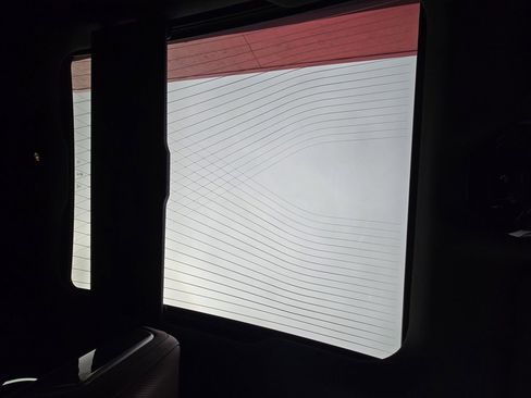 Used 2023 BMW 760i xDrive 760i xDrive w/ Luxury Rear Seating Package image 29