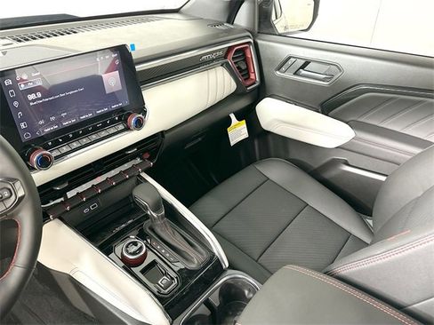 New 2025 GMC Canyon AT4 w/ AT4X Package image 36