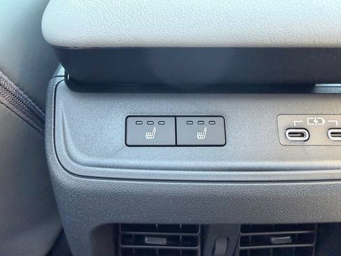 New 2026 Toyota C-HR AWD/4WD image 13