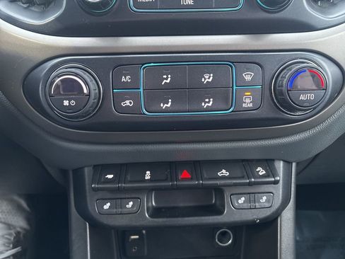 Used 2018 Chevrolet Colorado Z71 image 26