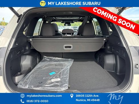 Used 2025 Subaru Forester Premium AWD/4WD image 14