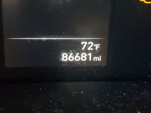 Used 2021 Hyundai Elantra SEL image 24