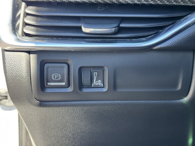 Used 2022 Cadillac XT4 Sport FWD image 32