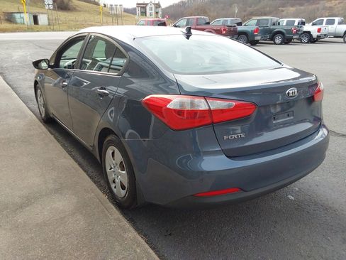 Used 2016 Kia Forte LX w/ LX Popular Package image 5