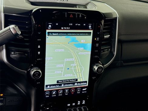 Used 2020 RAM 2500 Laramie image 7