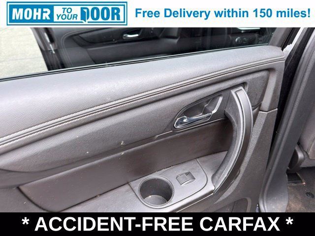 Used 2017 Chevrolet Traverse LT w/ Style and Technology Package FWD image 36