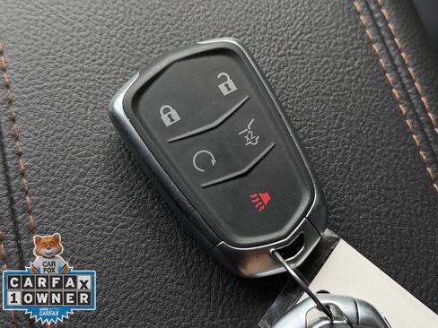 Used 2023 Cadillac XT4 Sport w/ Cold Weather Package FWD image 31