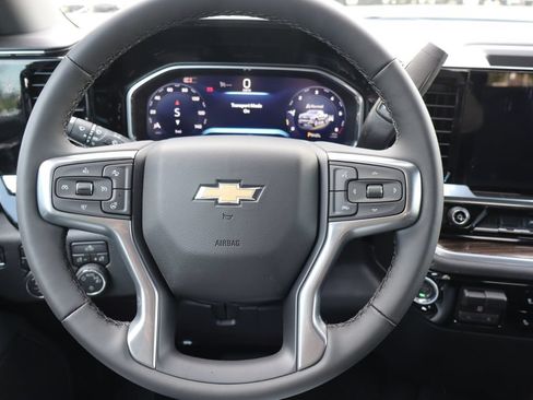 New 2026 Chevrolet Silverado 1500 LT AWD/4WD image 7
