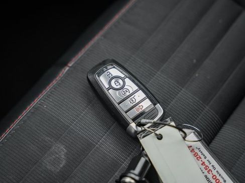 Used 2025 Ford Explorer ST-Line w/ ST-Line Street Pack image 44