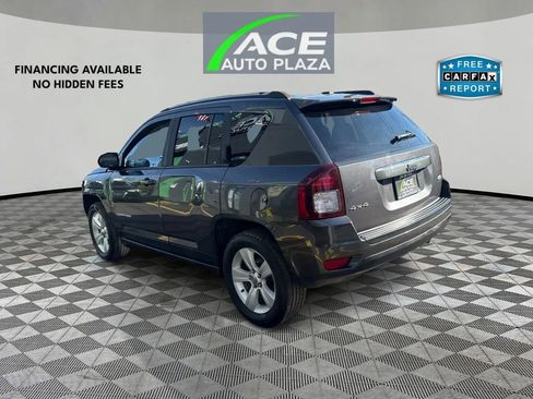 Used 2017 Jeep Compass Latitude image 7